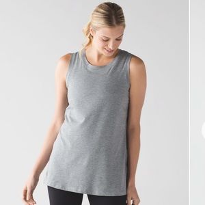 NWT 💕💕 LULULEMON MUSCLE SWING TANK HMDG